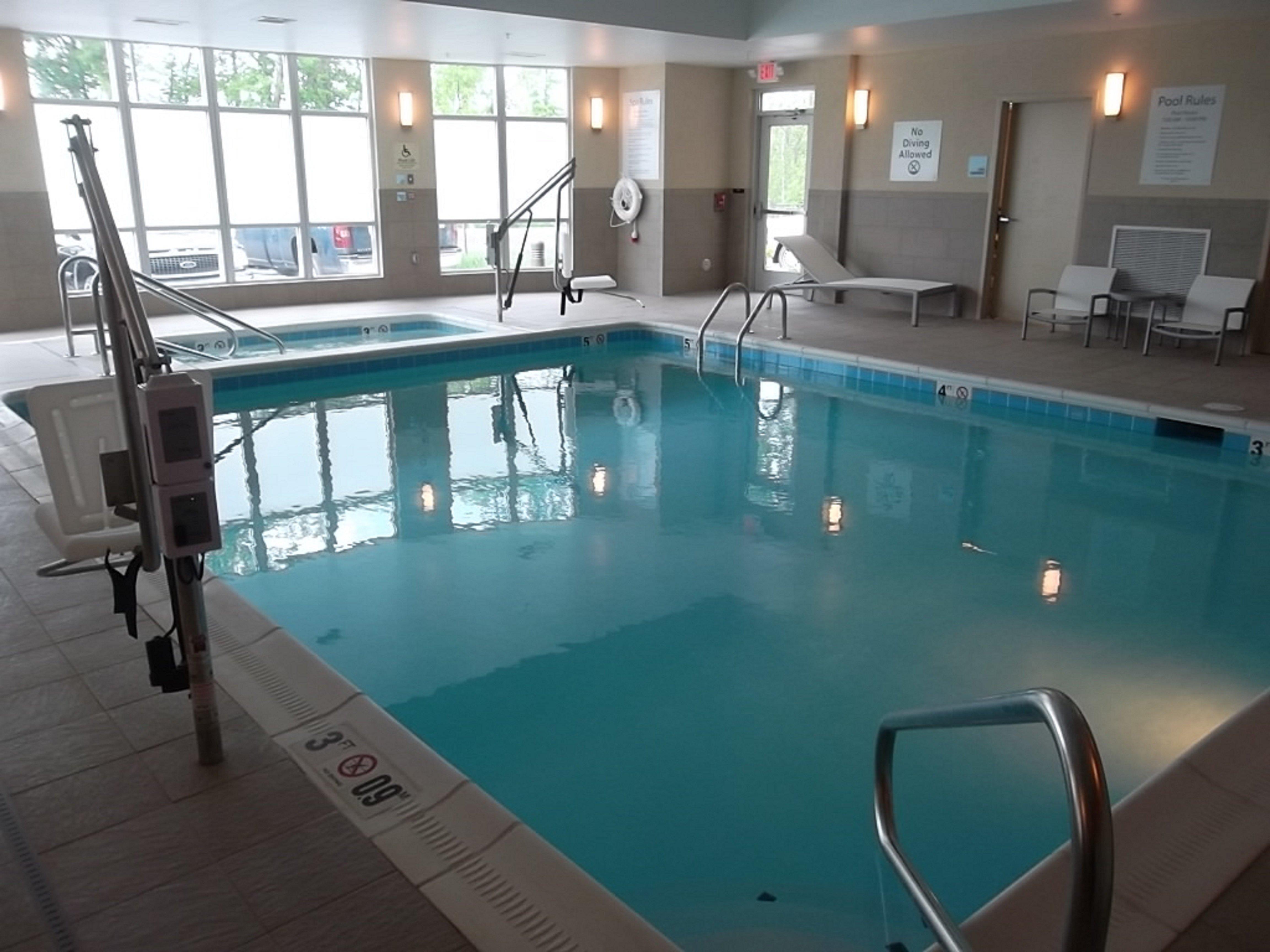Gahanna Holiday Inn Express & Suites Columbus - Easton Area By Ihg מראה חיצוני תמונה